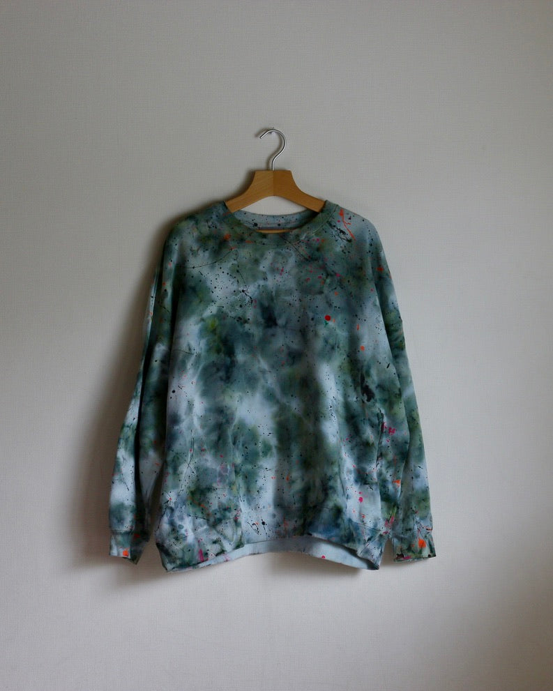 HANDMADE-DYE SWEATSHIRT
